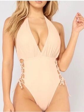 Yira silk feel one piece bikini small color cream